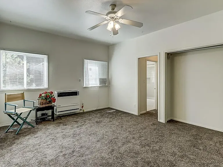 331 Cajon St #I — Photo 7