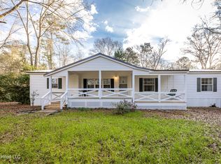 17336 Old River Rd, Vancleave, MS 39565