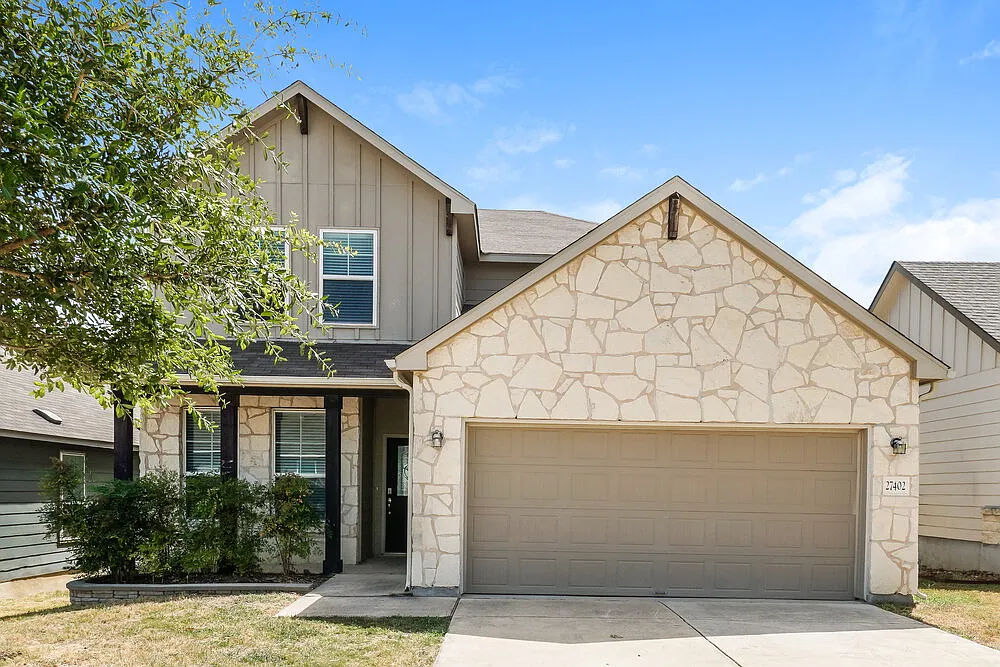 5 bed, 3.0 bath, 2601 sqft, $2,800 — Photo 1