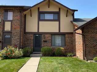1S252 Ardmore Ave, Villa Park, IL 60181