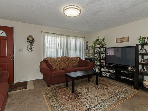 4th image of 6145 Tall Oaks Dr
