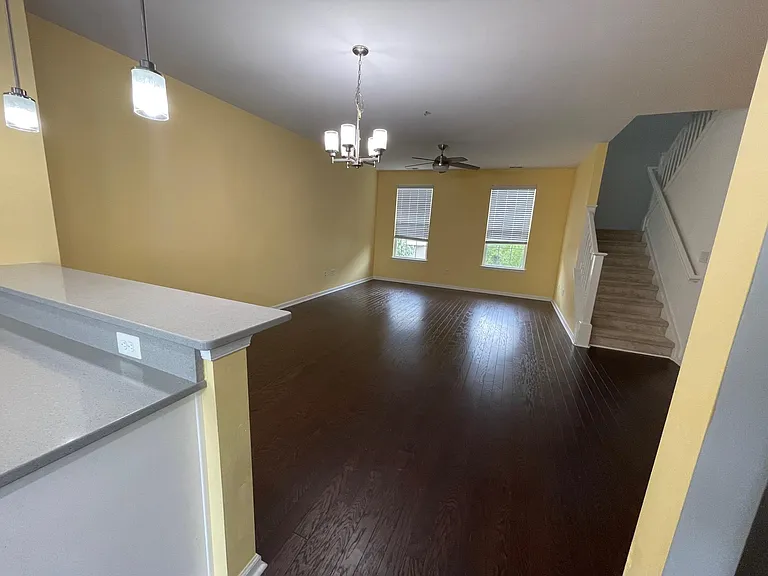 1676 Avalene Way — Photo 7