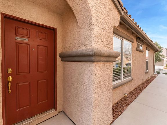 2nd image of 10667 April Rose Ct