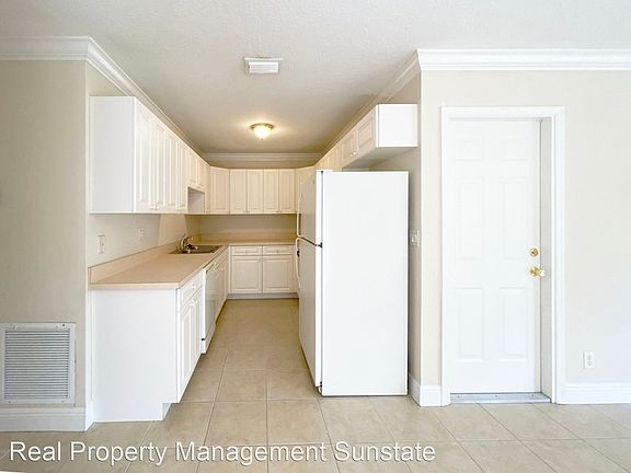 3rd image of 159 Plumage Ln