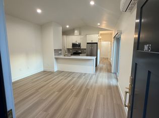 746 7th Ave #1, Sacramento, CA 95818