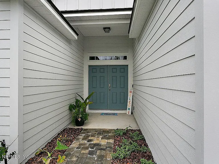 95 Goldcrest Way — Photo 2