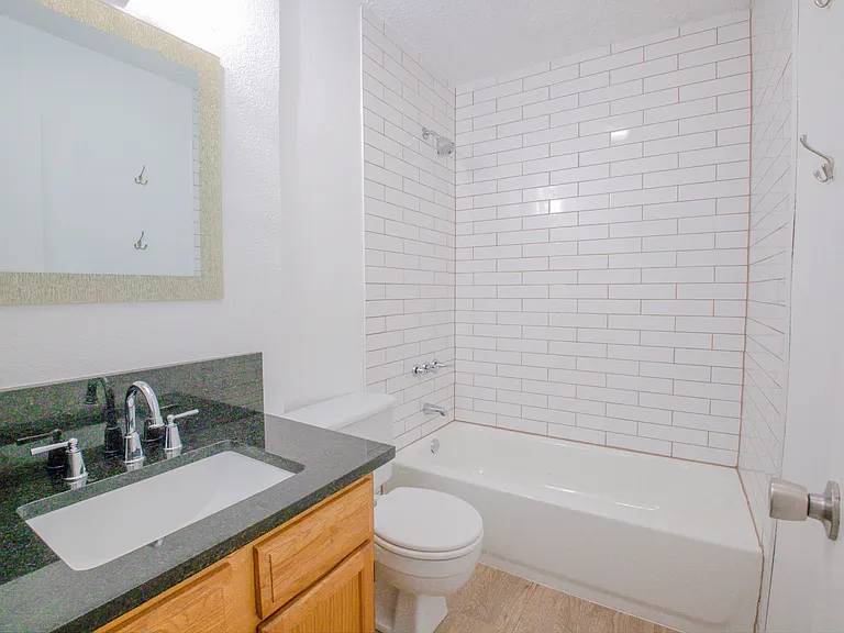 3634 Dexter Ave — Photo 13