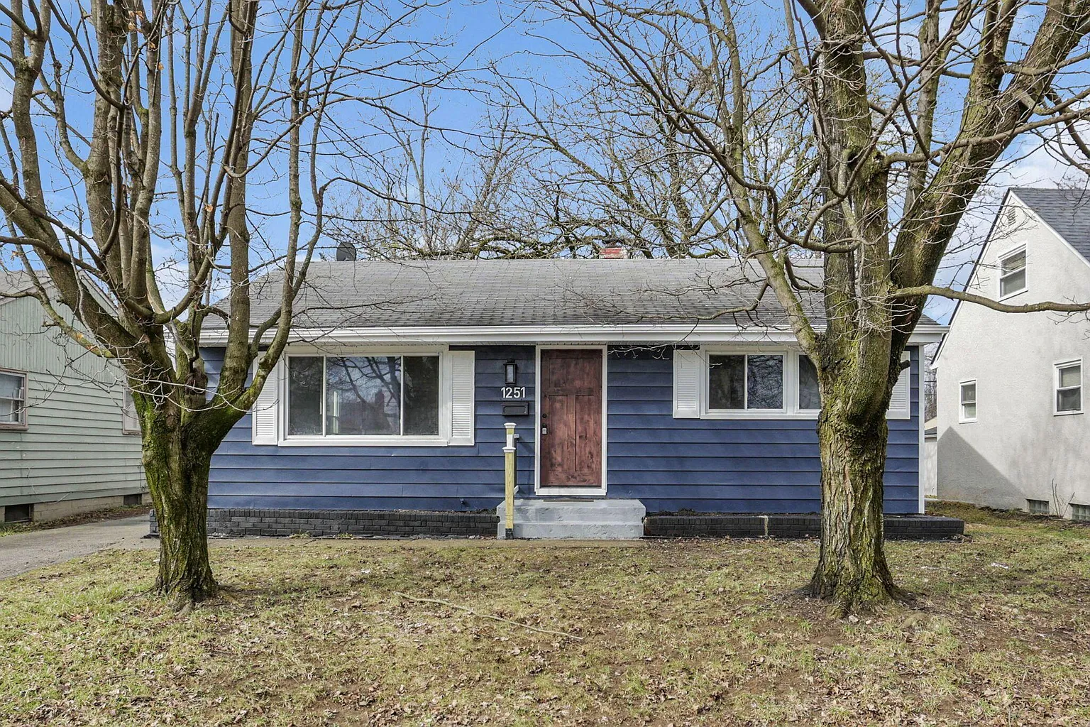 1251 Dellwood Ave photo 1