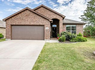 5103 Mountain View Dr, Krum, TX 76249
