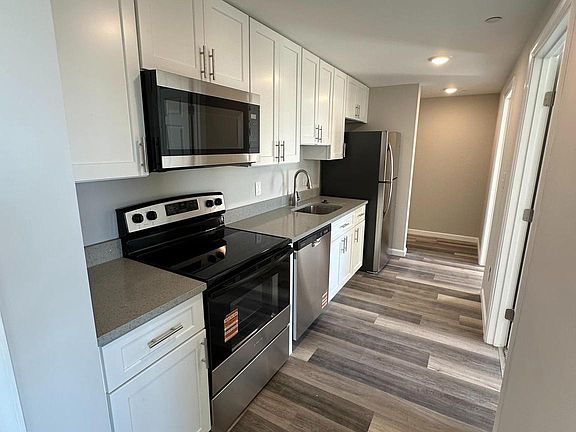 2nd image of 1812 H Pl NE #104