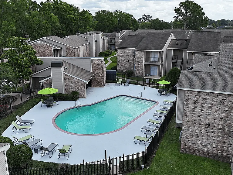 Expansive Sundeck with Chaise Lounge Seating