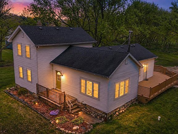 2nd image of 4585 Onondaga Rd