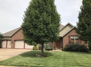 4831 S Montrose Pl, Springfield, MO 65807