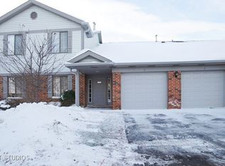 1775 Partridge Ln #5, Arlington Heights, IL 60004