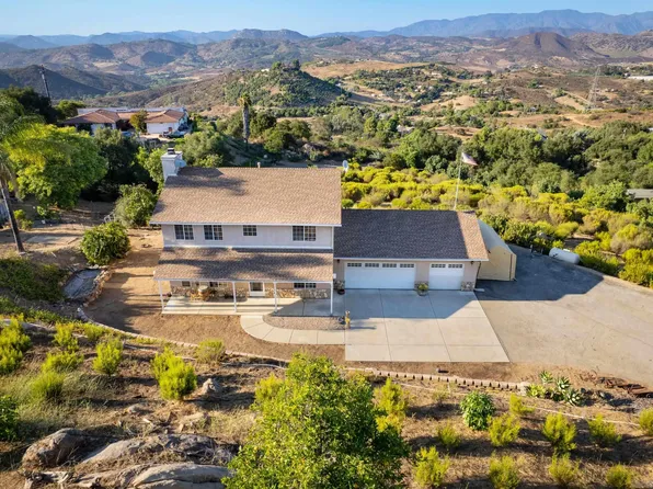 30521 Roadrunner Rdg, Valley Center, CA 92082