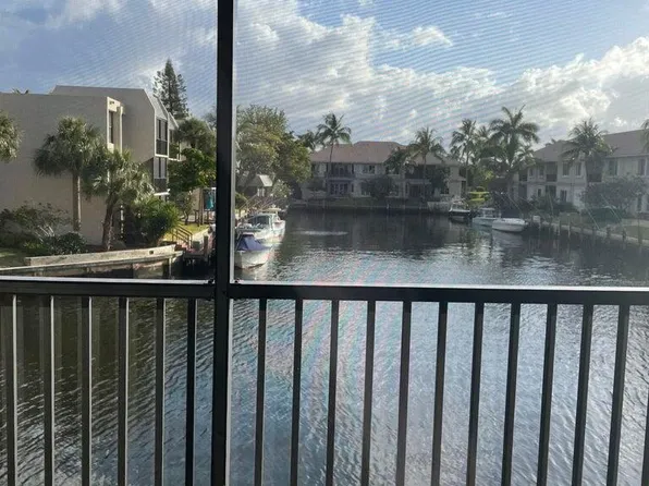 6 Royal Palm Wy #209, Boca Raton, FL 33432