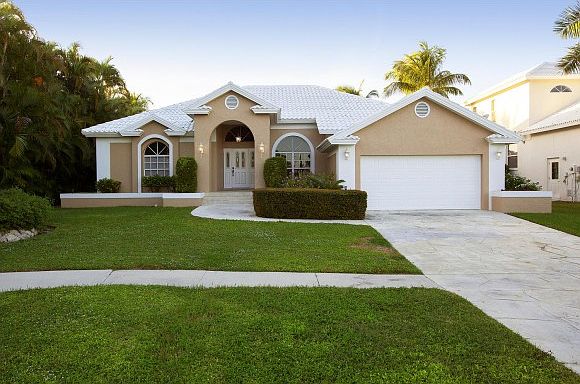 1st image of 533 Hernando Dr