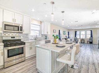 3 North Blvd, East Rockaway, NY 11518