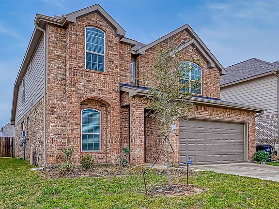 4th image of 24723 Puccini Pl