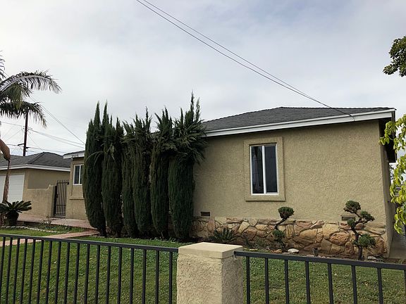 3rd image of 2525 Del Mar Ave