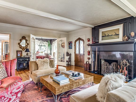 5th image of 6205 La Vista Dr