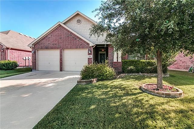 1st image of 330 Blackhaw Dr
