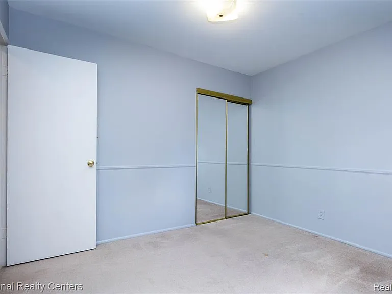 2475 Lafay Dr — Photo 16