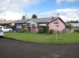 914 Cahill Way, Woodburn, OR 97071