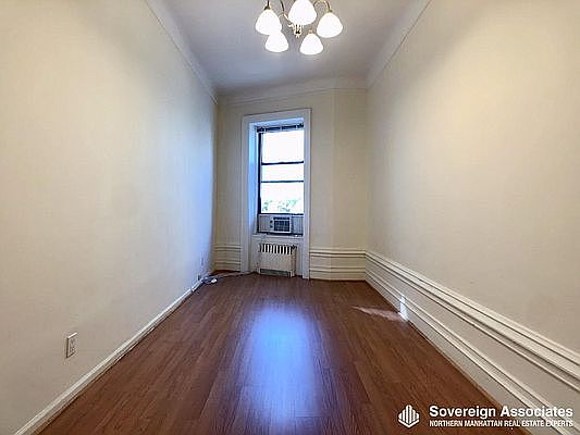 4th image of 320 W 106th St #30F