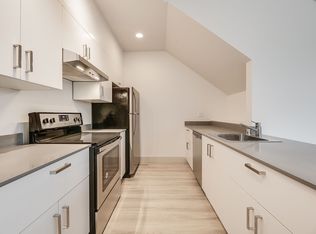 3902 S Ferdinand St #304, Seattle, WA 98118