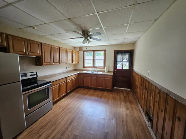 301 College Ave, New Windsor, MD 21776