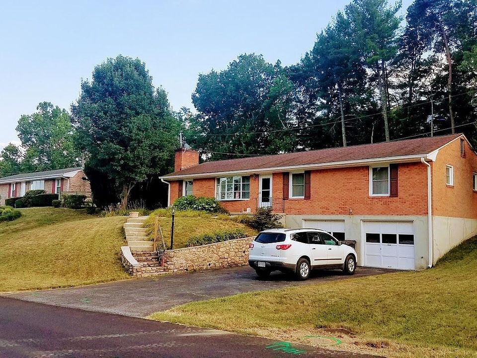 1st image of 4562 Wyndale Ave #1