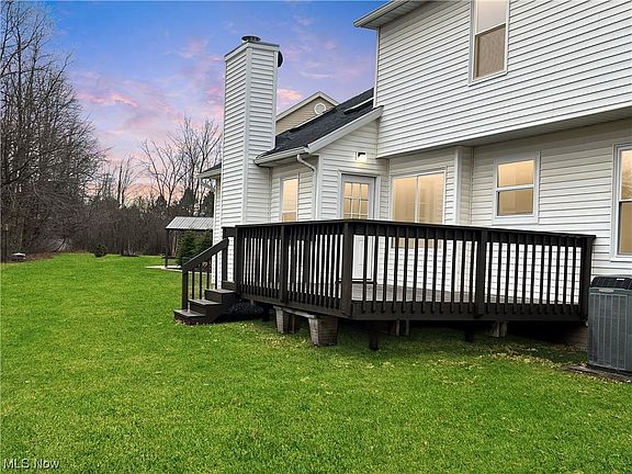 3rd image of 662 Jamestown Pl
