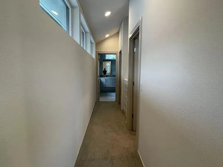5030 Sand Point Pl NE #C — Photo 17