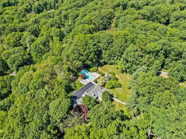 1 Treasure Road, Fairfield, CT 06824