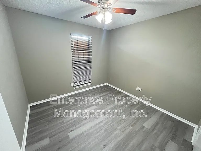 3898 Votive Dr — Photo 13