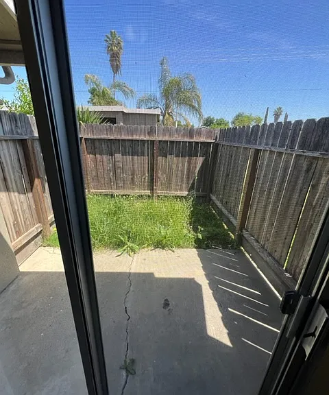525 S West St — Photo 9
