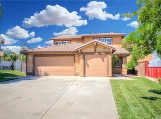22907 Green Tree Ct, Corona, CA 92883