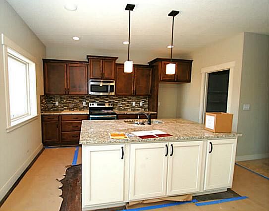 2nd image of 1430 S Sugar Creek Ct