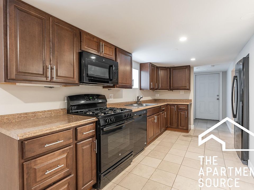 1st image of 1103 N Damen Ave #G