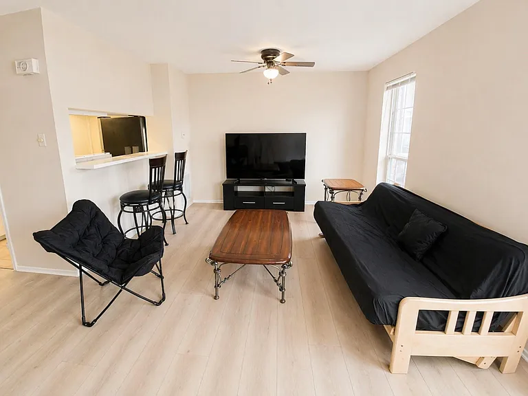 6410 Del Monte Dr #89 — Photo 6