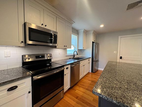 2nd image of 295 Willard St #1