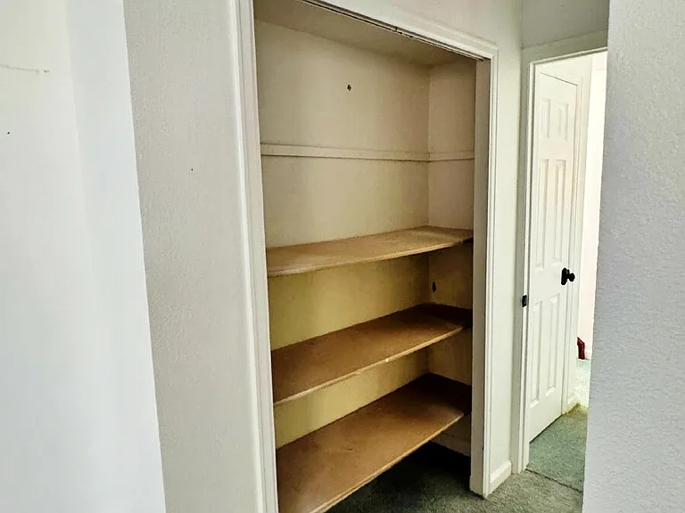 18723 E Utah Cir — Photo 12