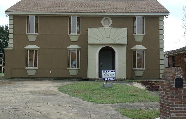 1st image of 21 Christy Ln