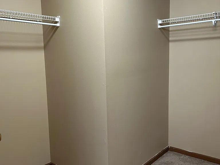 Ledyard Townhomes- Rent By The Bed — Photo 6