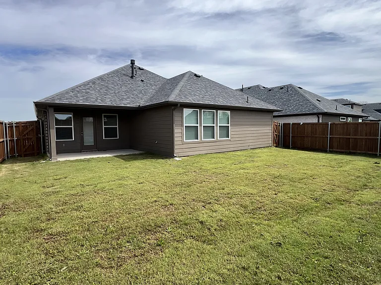708 Palazzo Pl — Photo 19