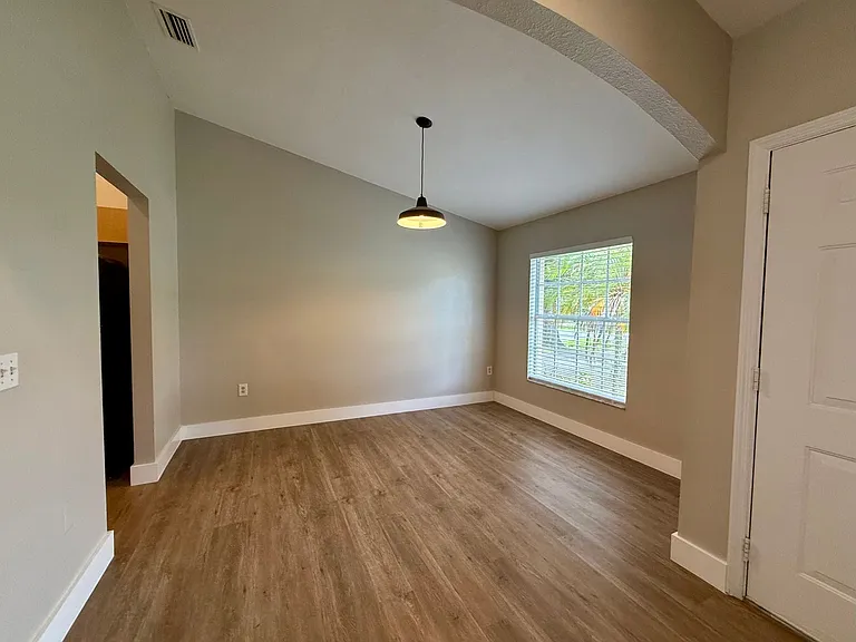 610 Muskrat Dr — Photo 6