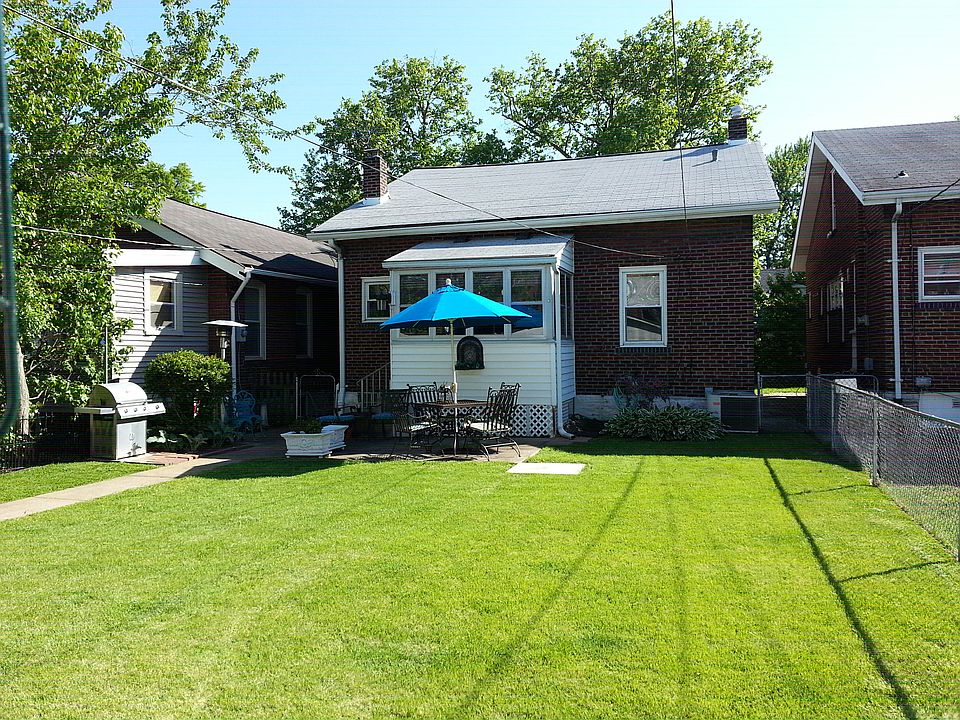 2nd image of 3657 Fillmore St