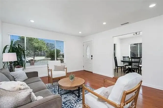 16154 Calle De Paseo — Photo 1
