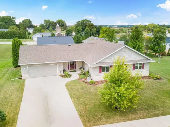 408 Michigan AVENUE, Oostburg, WI 53070